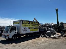 Best Retail Junk Removal  in Downers Grove, IL